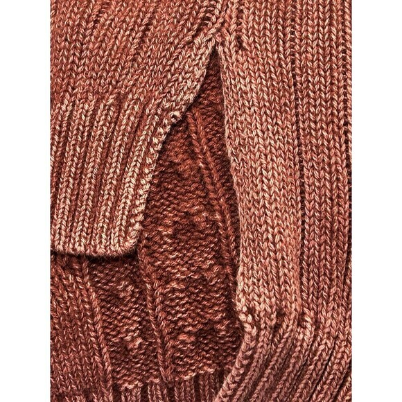 NATURAL REFLECTIONS Burgundy Acid Washed V-neck Cable Knit Sweater Medium - Picture 6 of 8